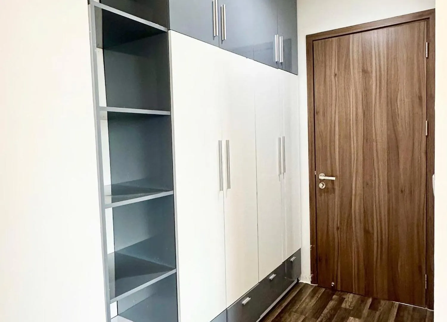 D10 - Hado Centrosa Apr -2Br Apartment Ho Chi Minh City Vietnam
